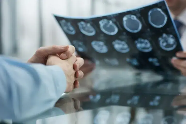 Niagara Falls Traumatic Brain Injury Lawyer Image